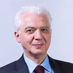 Арутюнов